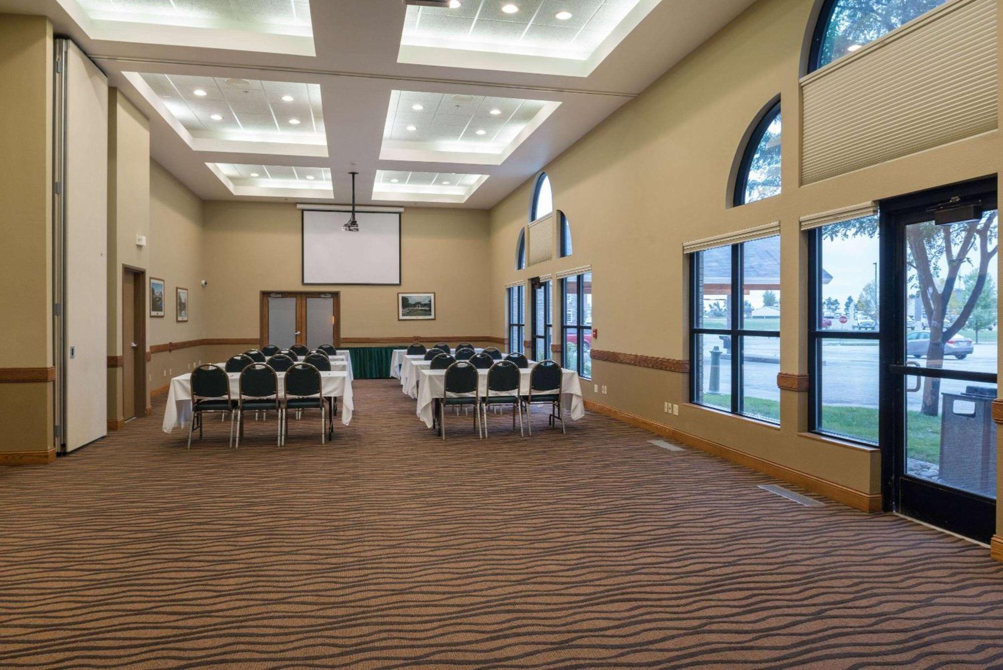 Americinn By Wyndham Valley City Conference Center Εξωτερικό φωτογραφία